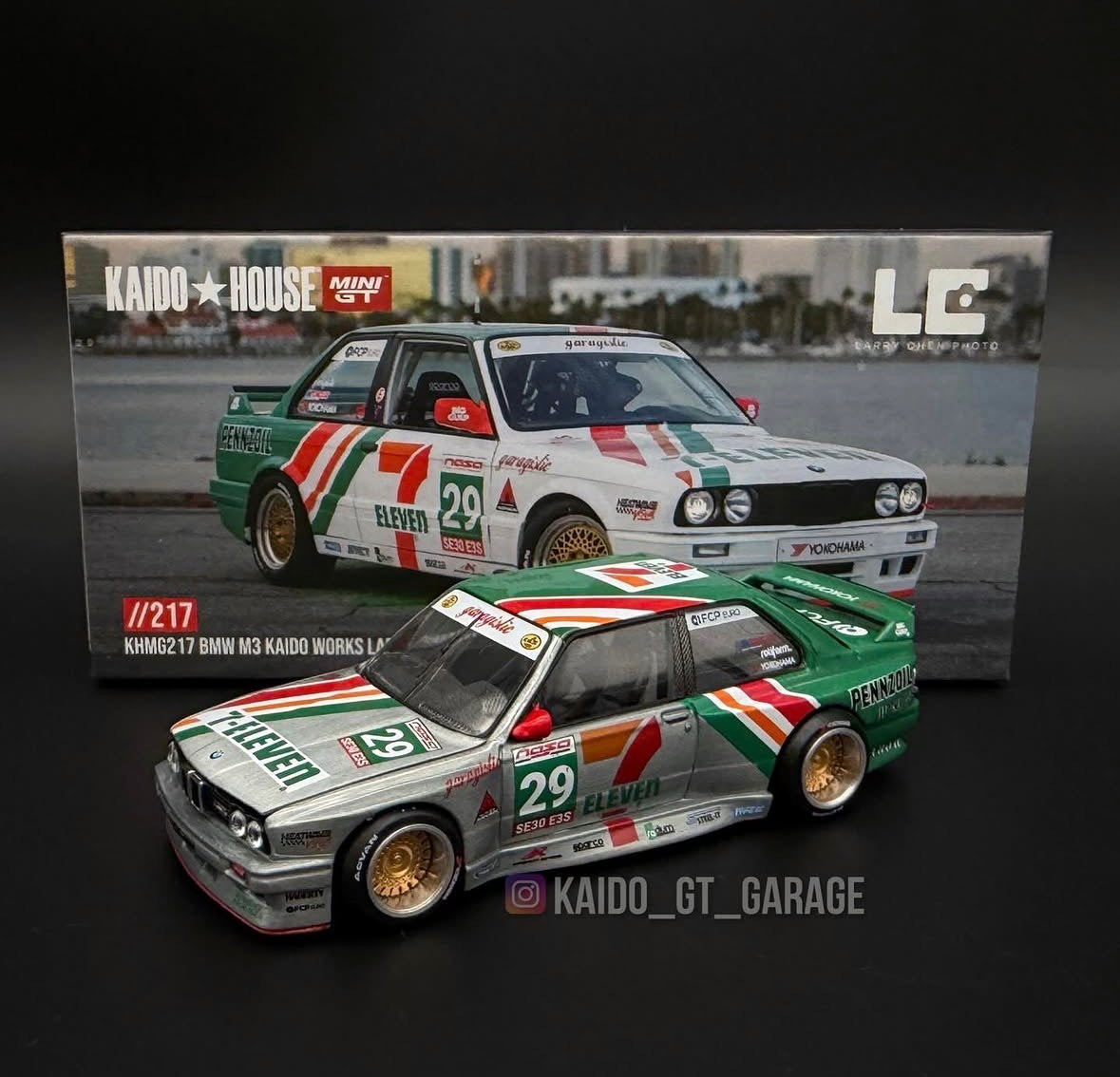 Kaido House x Mini GT BMW M3 Kaido Works Larry Chen V1 7-11 #217 1/64 CHASE