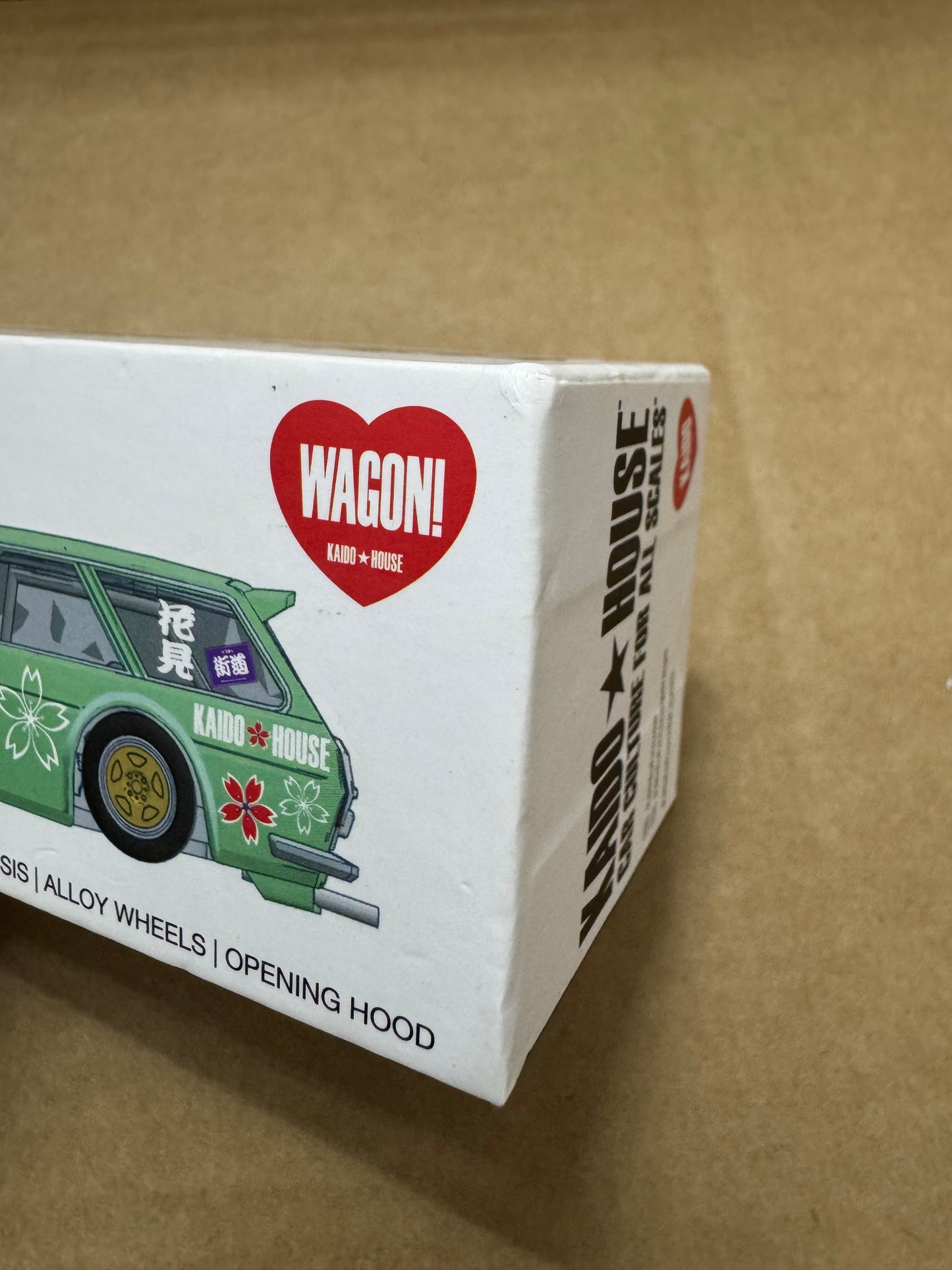 Kaido House x Mini GT Datsun 510 Wagon Kaido #013 Diecast KHMG013 CHASE