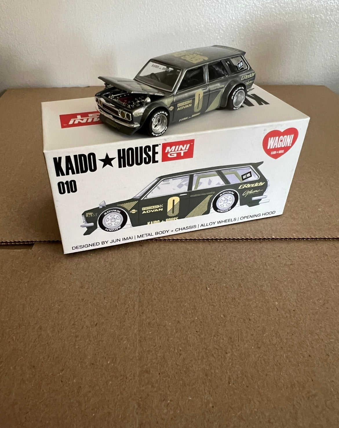 (CHASE) Kaido house x mini gt Datsun  510 Wagon Green,  #010
