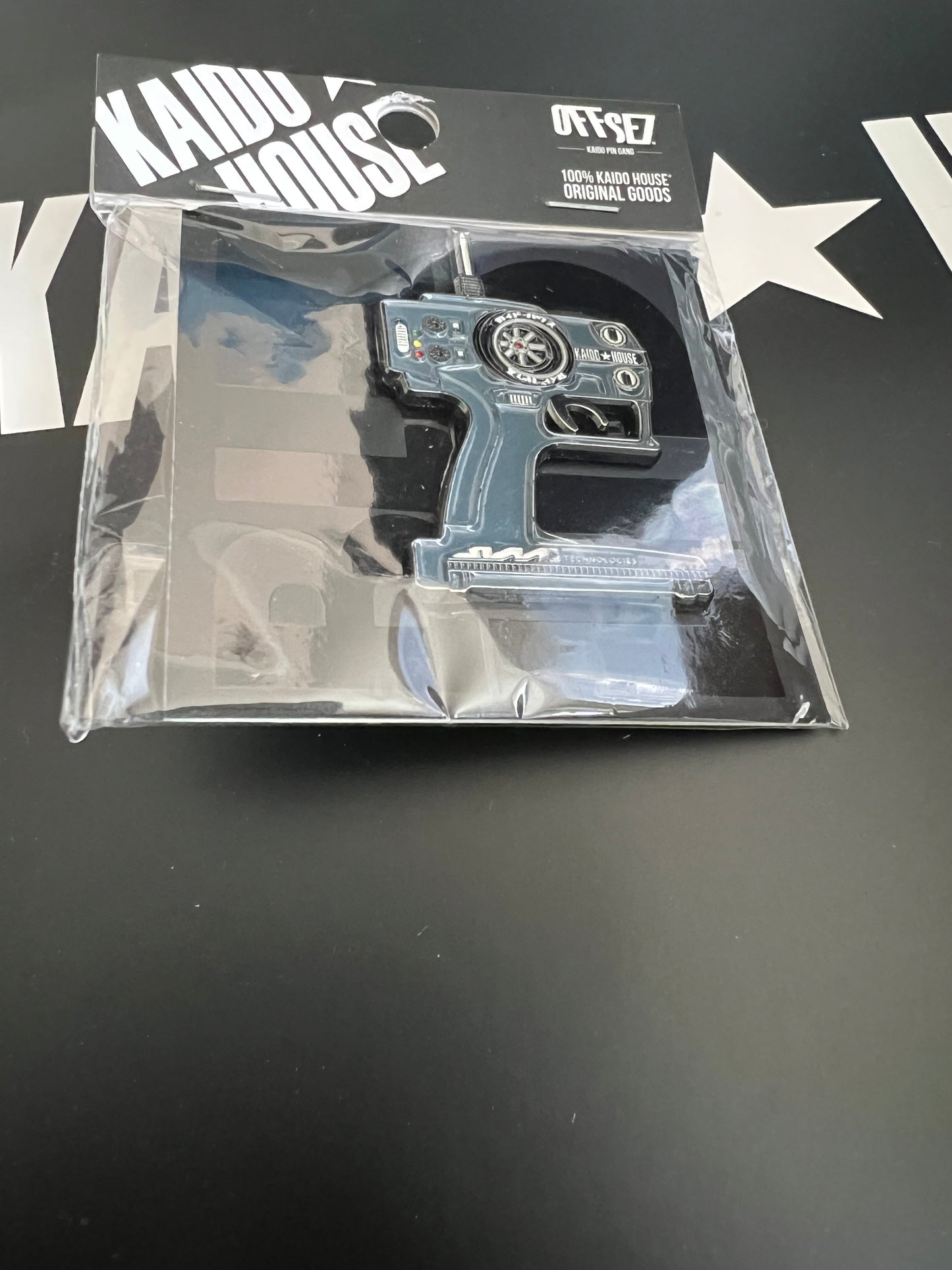 Kaido House OFFSE7 Pin Gang BLK LTD HORNET ANYTIME BABY
