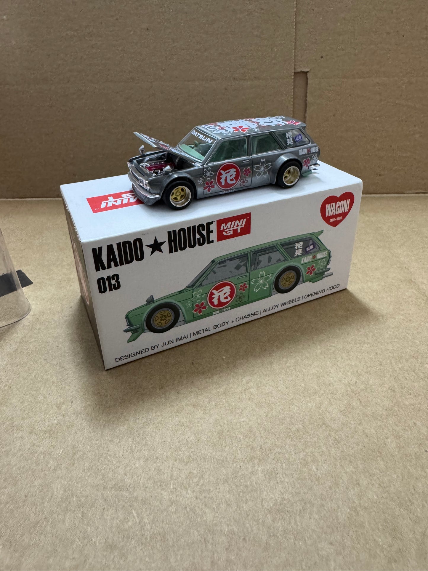 Kaido House x Mini GT Datsun 510 Wagon Kaido #013 Diecast KHMG013 CHASE